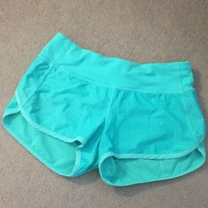 RARE Mint Green Lululemon Speed Short size 2